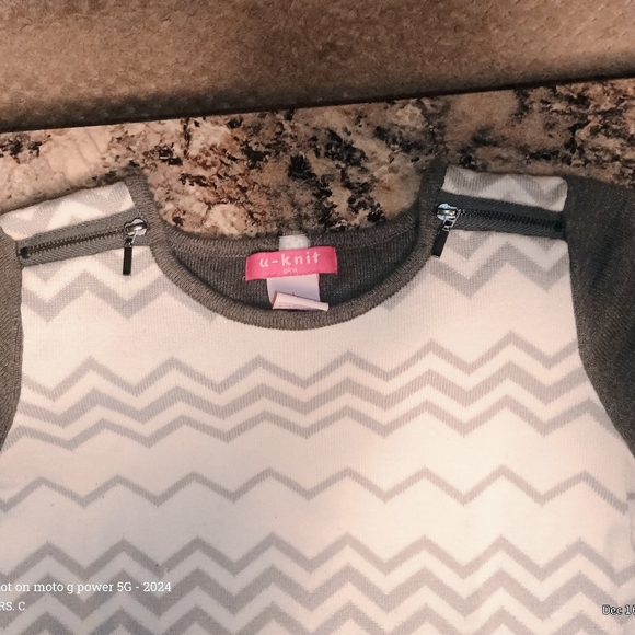 Gray and Pink Chevron Sweater Dress U Knit Large - Picture 3 of 4